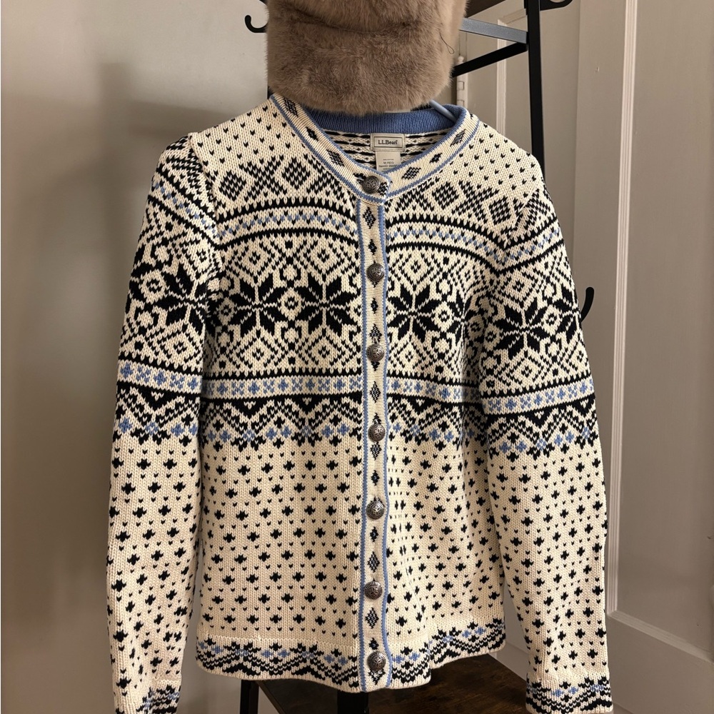 L.L. Bean Woman cotton Cream and Black Cardigan